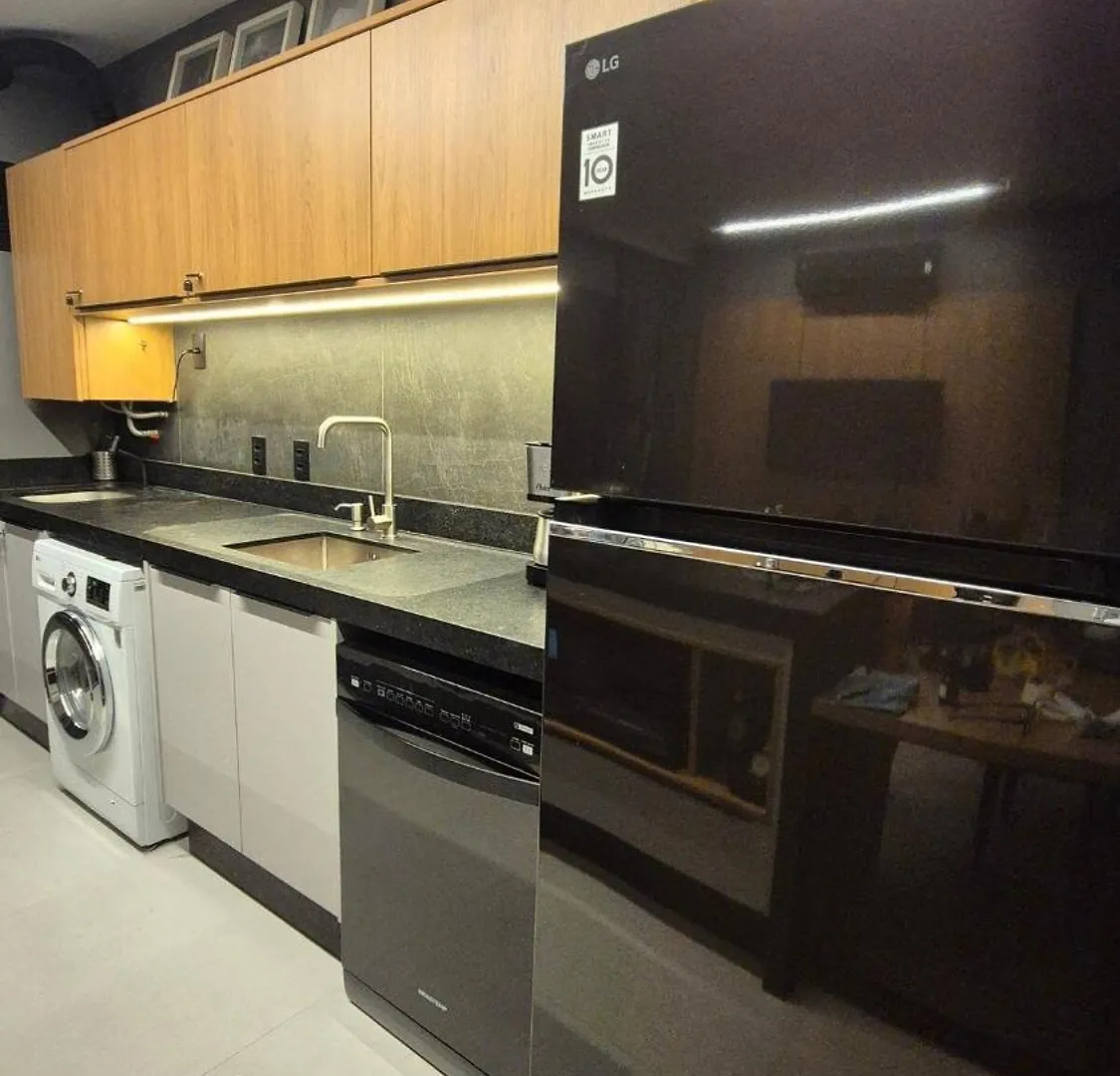 Apartamento De Luxo Com 2 Suites Junto A Praia Florianópolis