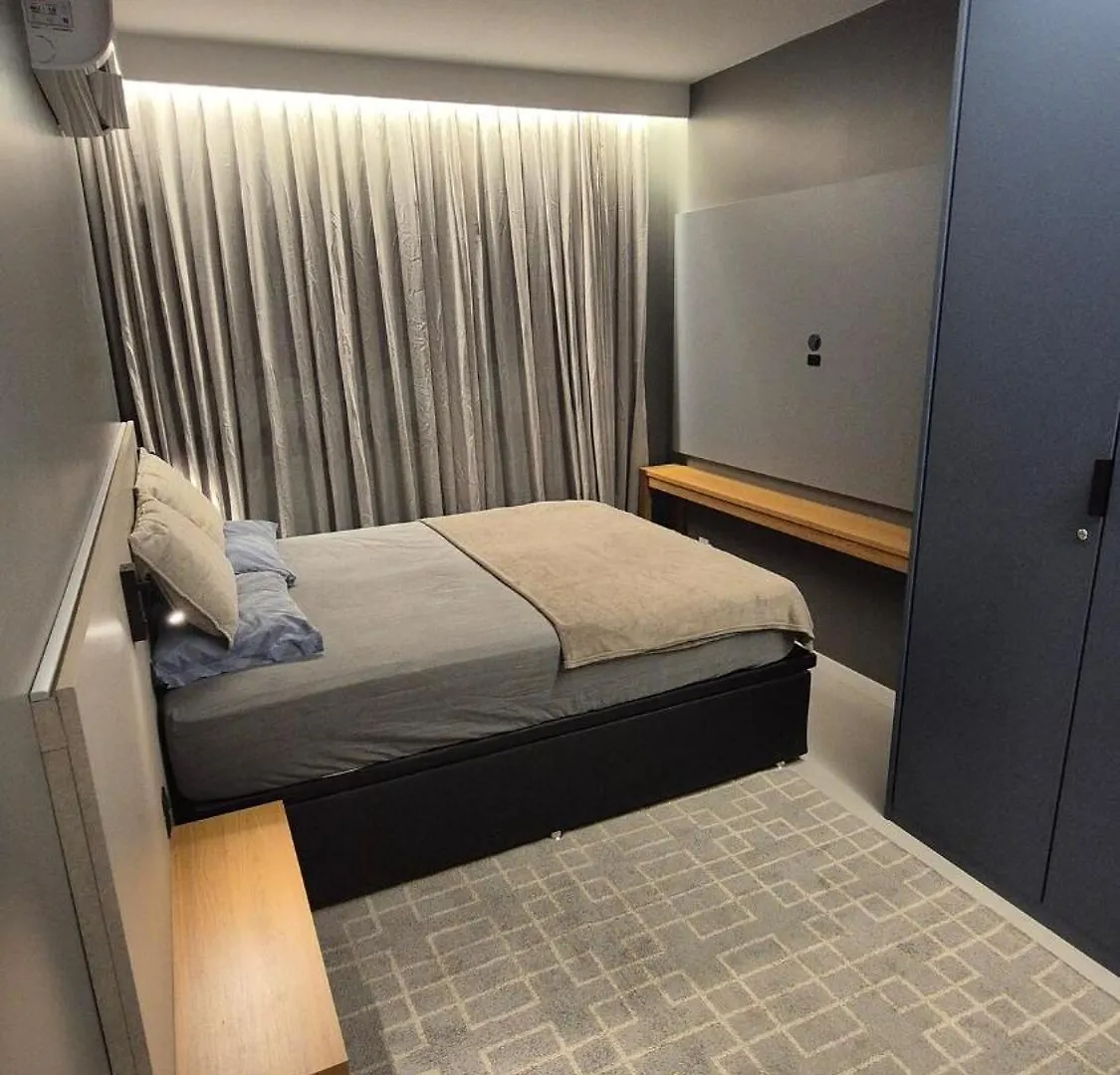 Apartamento De Luxo Com 2 Suites Junto A Praia Florianópolis 0*,  Brasil